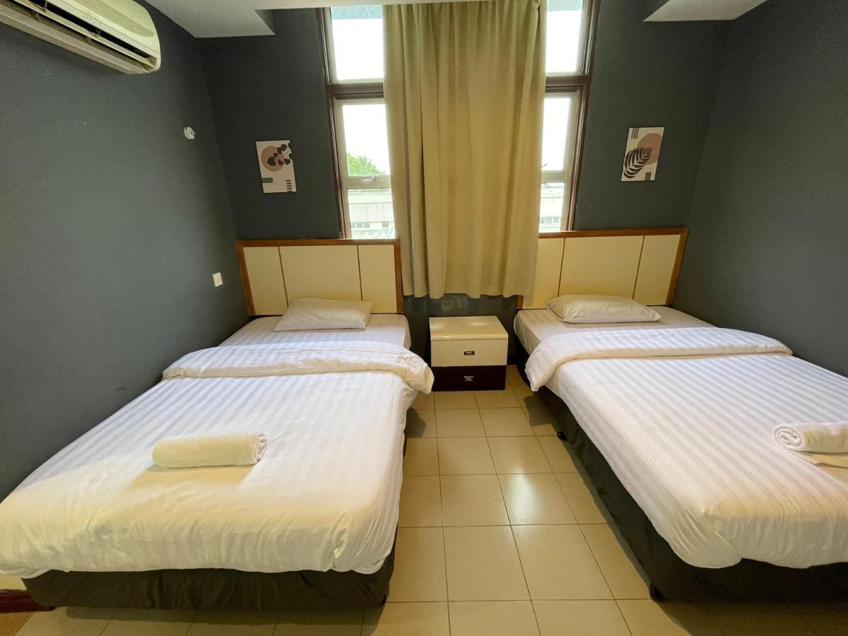 Fresh Hotel Ипох Екстериор снимка