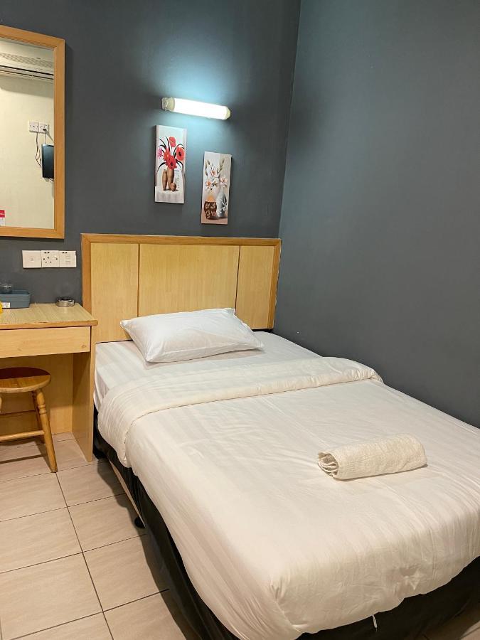 Fresh Hotel Ипох Екстериор снимка