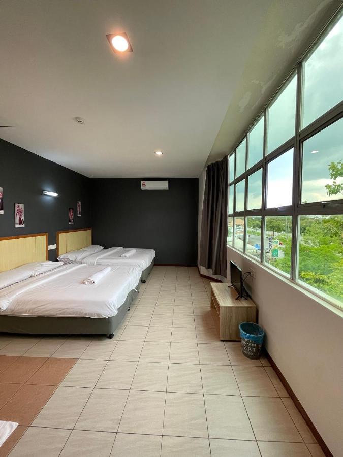 Fresh Hotel Ипох Екстериор снимка