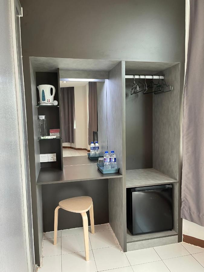 Fresh Hotel Ипох Екстериор снимка
